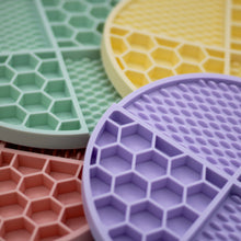 Charger l'image dans la galerie, Tapis de léchage